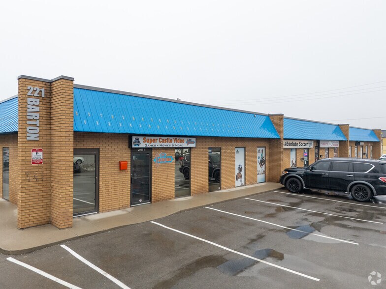 Primary Photo Of 221 Barton St, Stoney Creek Warehouse For Lease