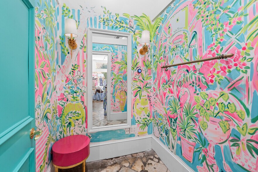 More Photos Of 417 Whitaker St, Savannah Storefront Retail Residential For Sale