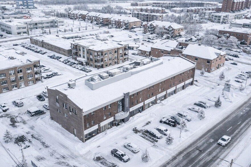 More Photos Of 430 Boul De L'hôpital, Gatineau Office For Lease
