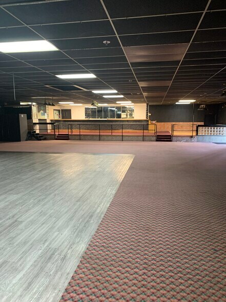 More Photos Of 1570 Lancaster Dr NE, Salem Unknown For Lease