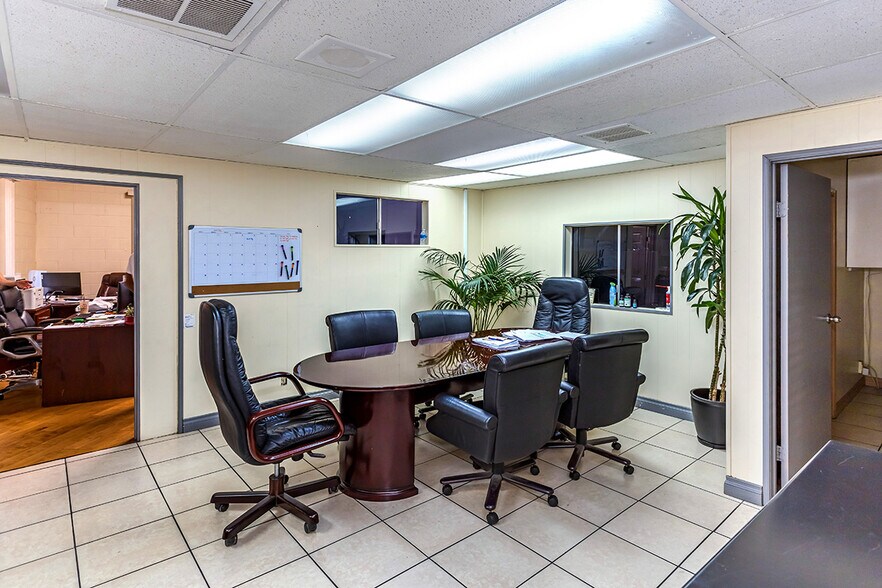More Photos Of 12561-12563 Persing Dr, Whittier Showroom For Sale