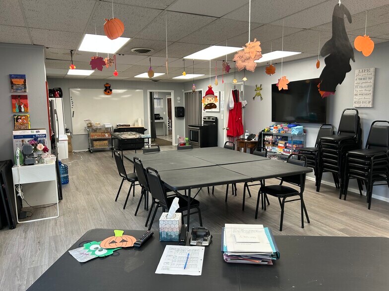 More Photos Of 1150 Elkton Dr, Colorado Springs Office For Sale