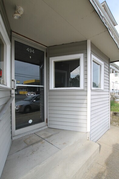 More Photos Of 492-494 Warren Ave, East Providence Storefront Retail Office For Sale
