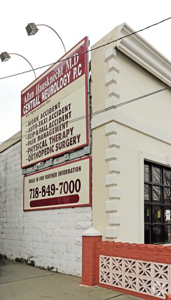 More Photos Of 87-36 Lefferts Blvd, Richmond Hill Storefront For Lease