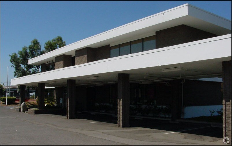 More Photos Of 190 Keyes St, San Jose Warehouse For Sale