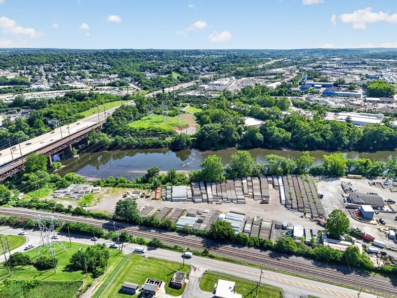 More Photos Of 358 River Rd, Bridgeport Land For Sale