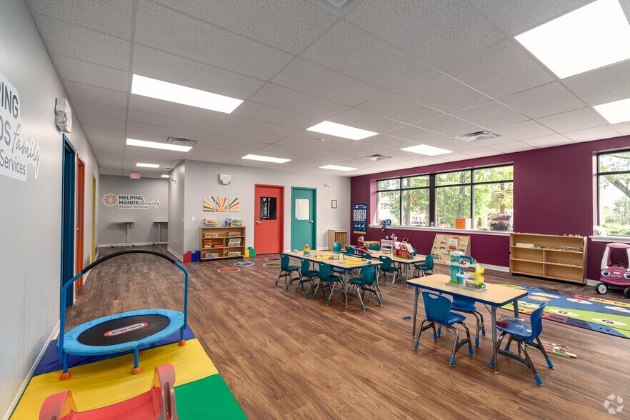 More Photos Of 8200 Flourtown Ave, Wyndmoor Medical For Sale