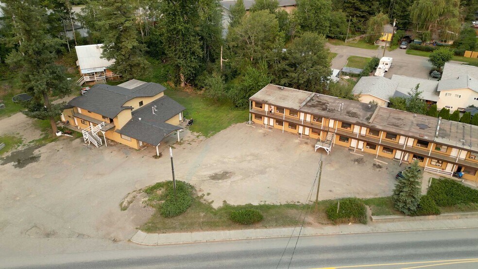 More Photos Of 856-870 Ross St, Quesnel Apartments For Sale