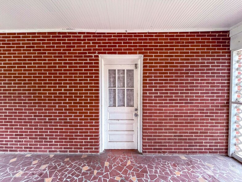 More Photos Of 1001 E Lynchburg Salem Tpke, Bedford Office For Sale