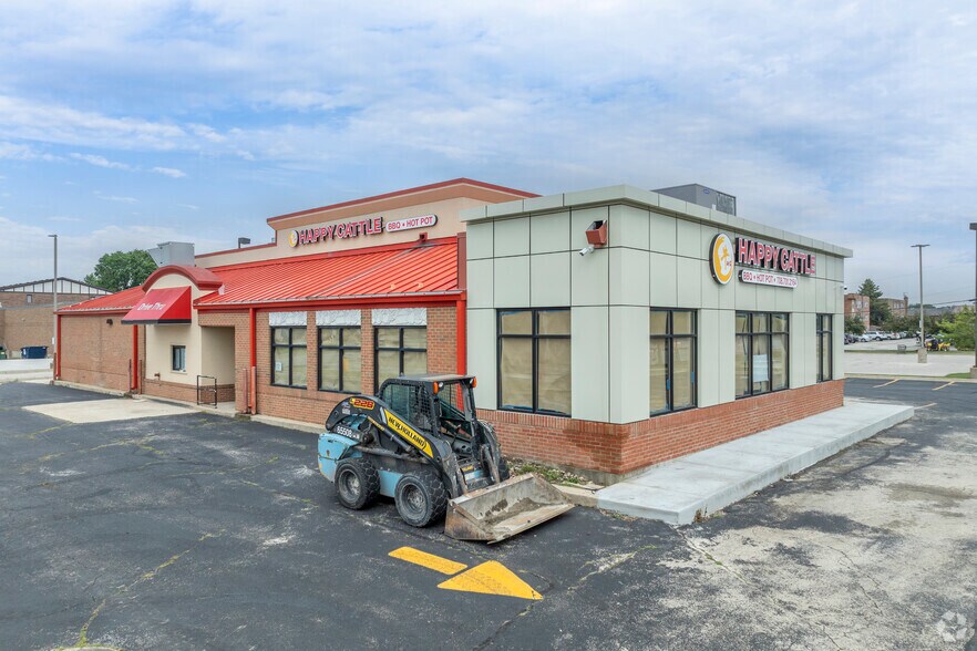 More Photos Of 7876 S Harlem Ave, Bridgeview Restaurant For Sale
