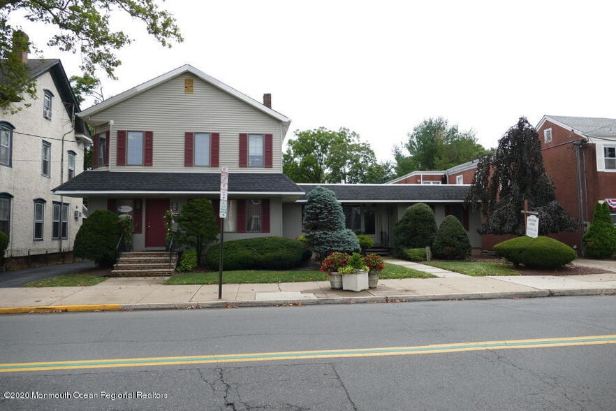 Primary Photo Of 58 W Main St, Freehold Office For Lease