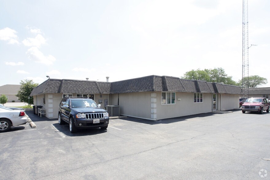 Primary Photo Of 13-17 Fairlane Dr, Joliet Office For Sale