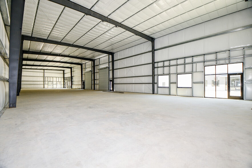 More Photos Of 5713 13th St, Katy Unknown For Lease