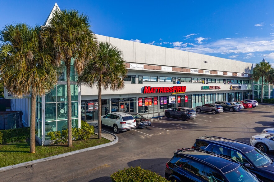 More Photos Of 14101-14115 S Dixie Hwy, Palmetto Bay Unknown For Lease