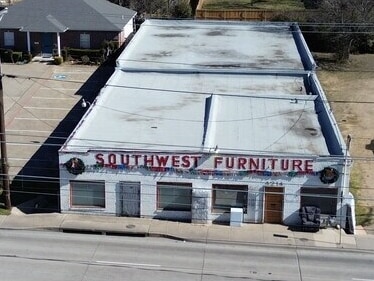 Primary Photo Of 4214 S Lancaster Rd, Dallas Showroom For Sale
