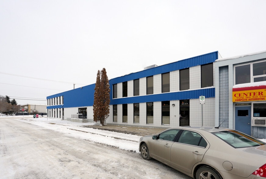 More Photos Of 10576-10593 106th St NW, Edmonton Flex For Sale