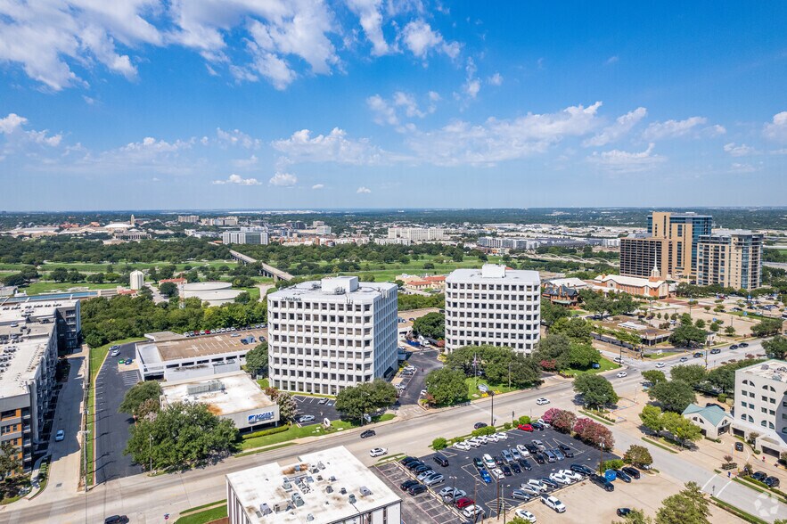 More Photos Of 1300 Summit Ave, Fort Worth Office For Lease