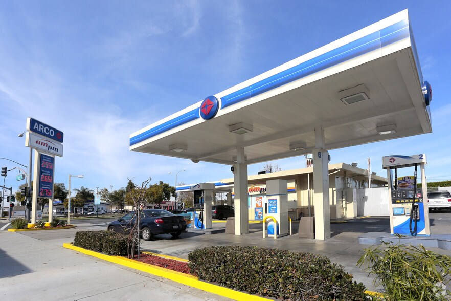 More Photos Of 16518 Hawthorne Blvd, Lawndale Service Station For Sale