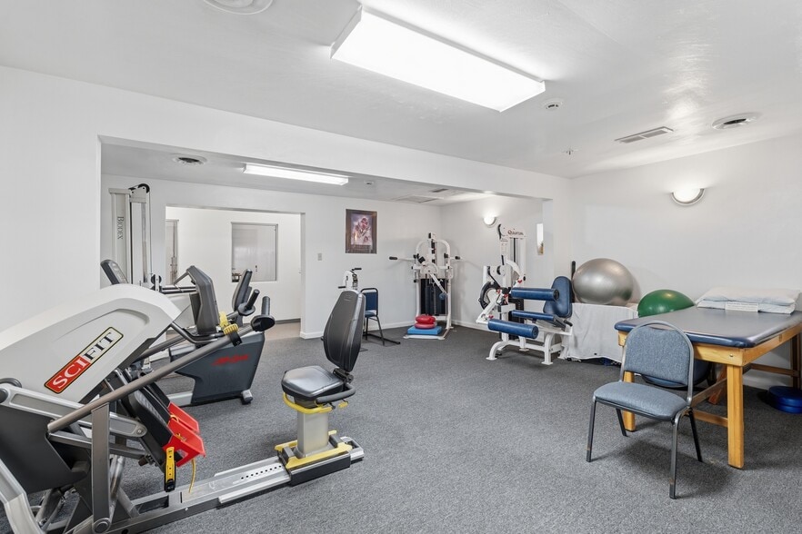 More Photos Of 507 Pittsburgh St, Springdale Rehabilitation Center For Sale