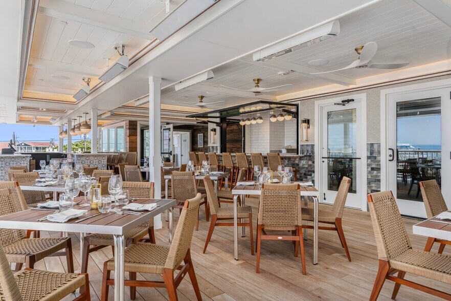 More Photos Of 212 Water St, Block Island Storefront For Sale