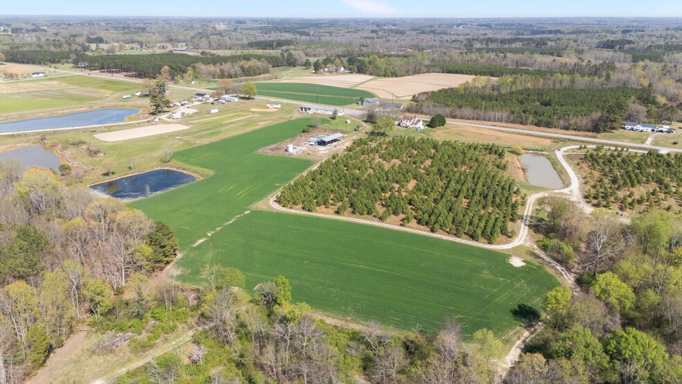 More Photos Of 750 Edward Best Rd, Louisburg Specialty For Sale