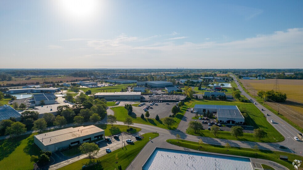 More Photos Of 7685 Corporate Blvd, Plain City Warehouse For Lease