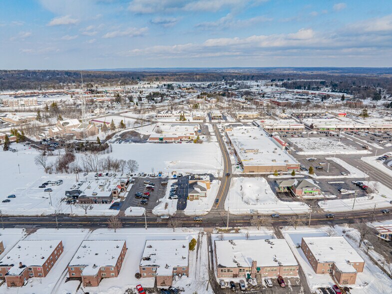 More Photos Of 33113 Aurora Rd, Solon Freestanding For Sale