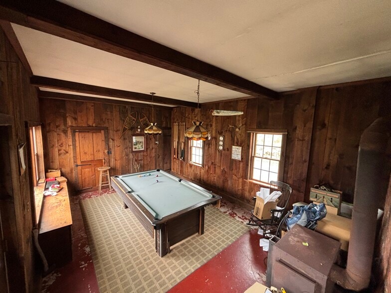 More Photos Of 138 Main Rd, Westhampton Restaurant For Lease