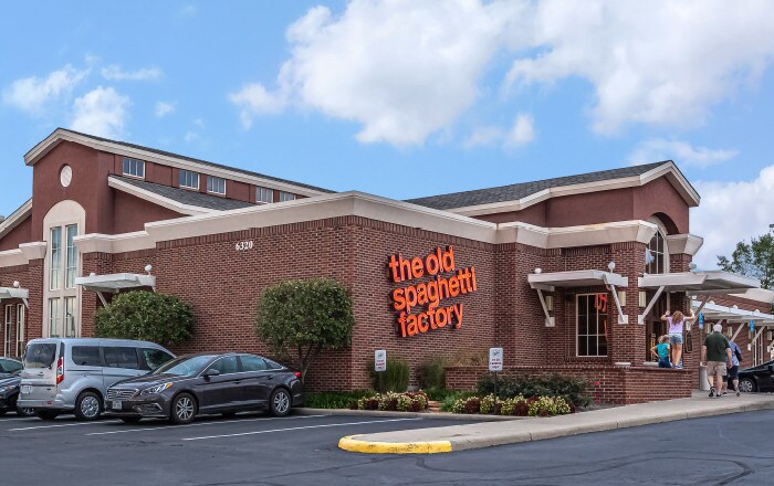 Primary Photo Of 6320 S Gilmore Rd, Fairfield Restaurant For Lease