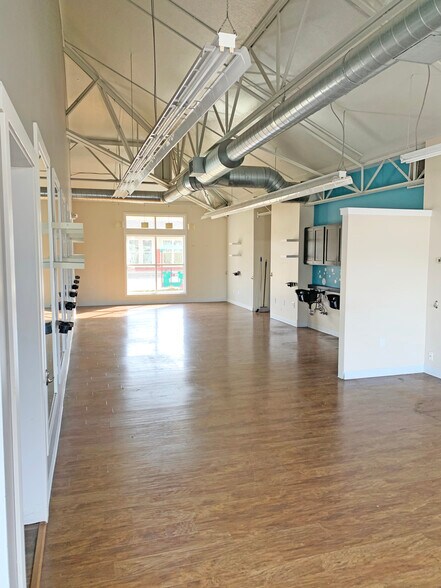 More Photos Of 2350 Belmont Center Dr NE, Belmont Office For Lease