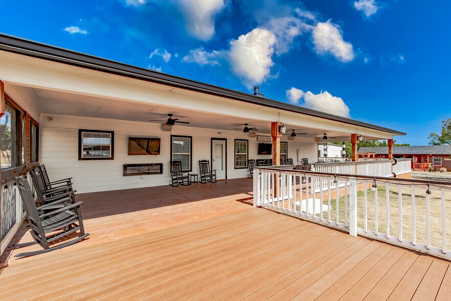 More Photos Of 200 King Ranch Rd, Gatesville Specialty For Sale