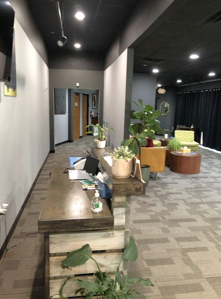 More Photos Of 3033 W Royal Ln, Irving Office For Sale