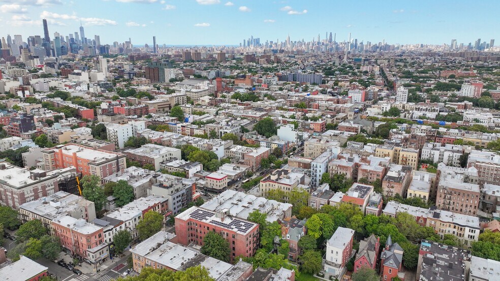 More Photos Of 814 Prospect Pl, Brooklyn Apartments For Sale