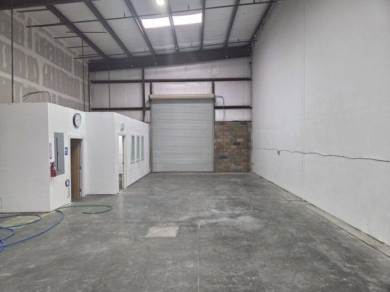 More Photos Of 2266 Central St, Richmond Warehouse For Lease