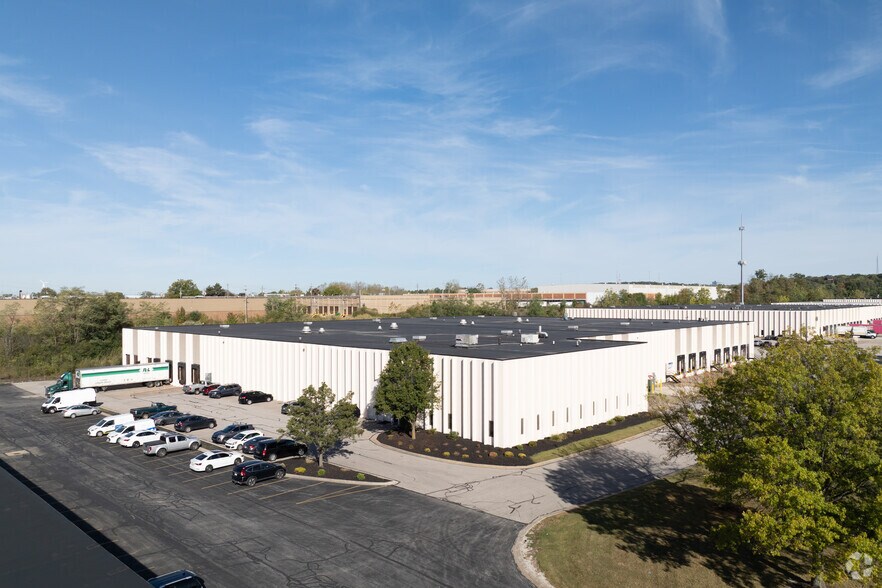 More Photos Of 5370 Naiman Pky, Solon Warehouse For Lease