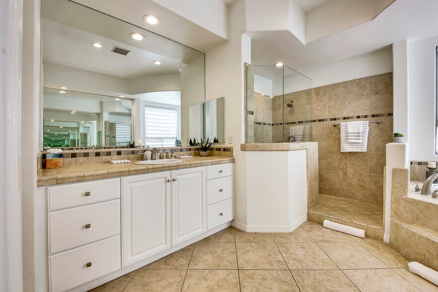 More Photos Of 48668 Stillwater St, Indio Specialty For Sale