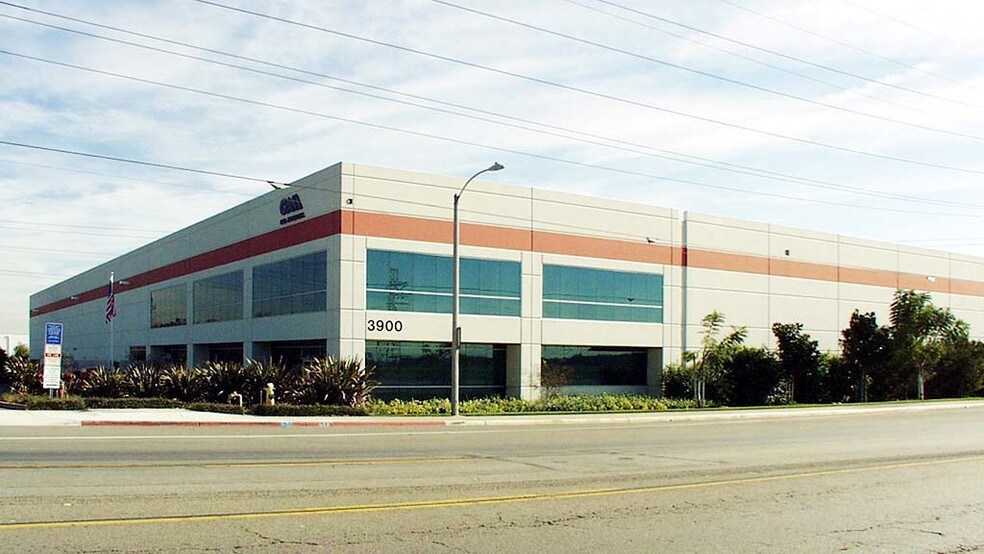 More Photos Of 3900 Hamner Ave, Eastvale Manufacturing For Lease