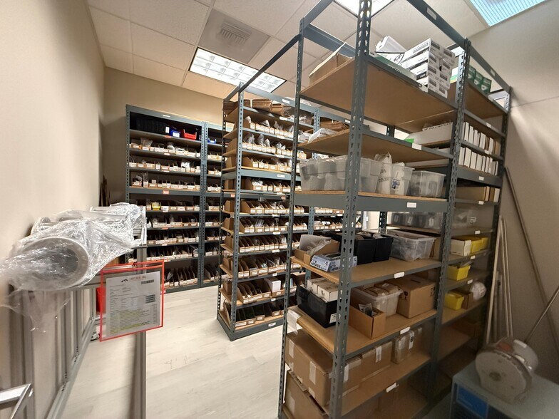 More Photos Of 355 Piercy Rd, San Jose Research And Development For Sale