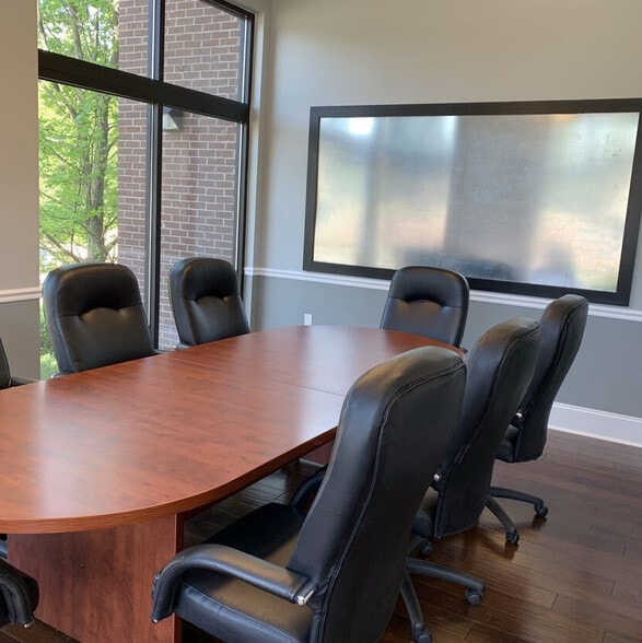 More Photos Of 301 Augusta St, Greenville Office Residential For Lease