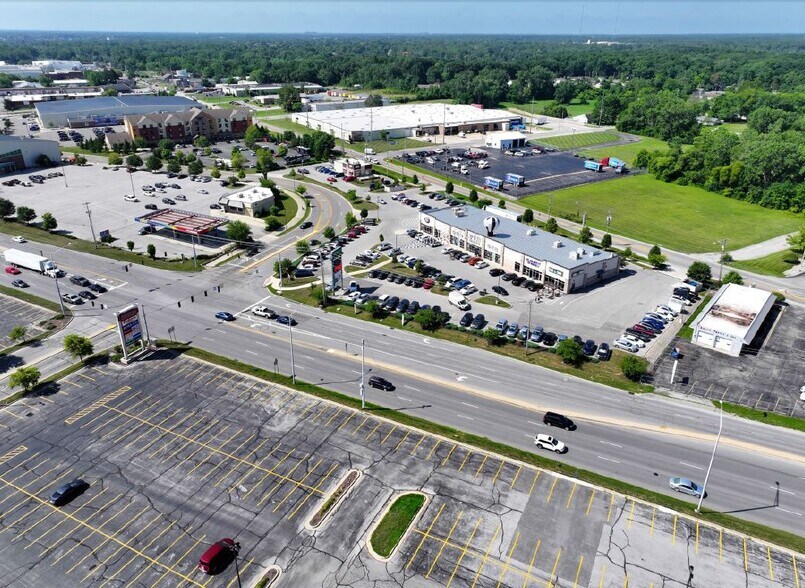 More Photos Of 4021-4037 Ice Way, Fort Wayne Storefront For Lease