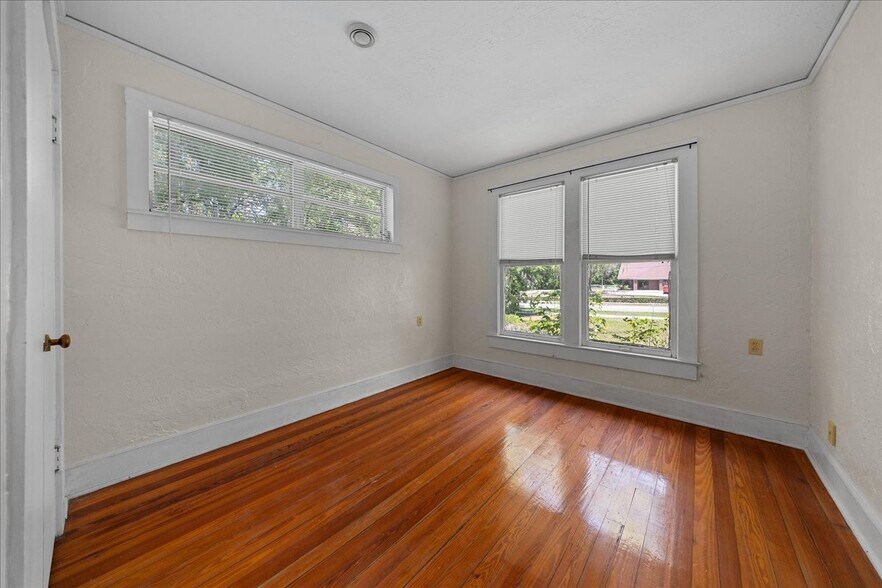 More Photos Of 2206 SE 3rd Ave, Ocala Office Residential For Sale