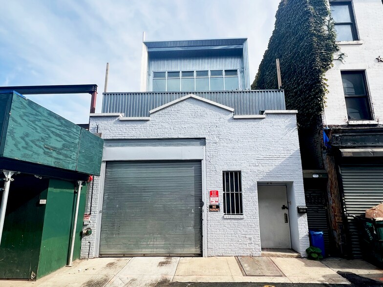 Primary Photo Of 119 42nd St, Brooklyn Warehouse For Sale
