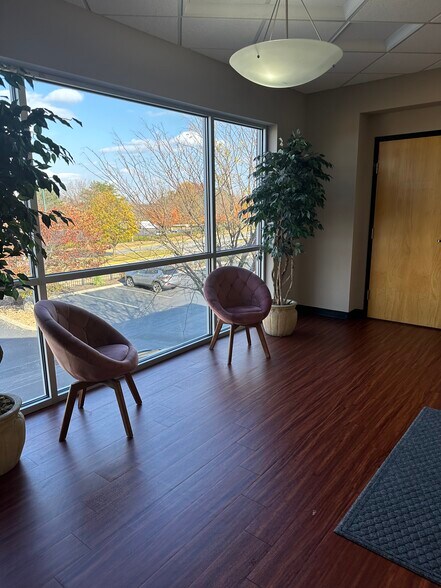 More Photos Of 996 Wilkinson Trce, Bowling Green Medical For Lease