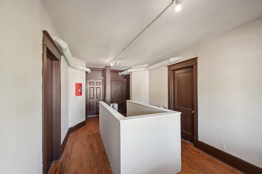 More Photos Of 108 N Main St, Edgerton Apartments For Sale