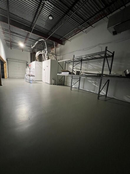 More Photos Of 1500 SW 30th Ave, Boynton Beach Warehouse For Lease