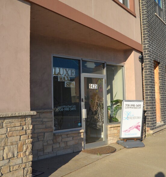 More Photos Of 9431-9435 Ogden Ave, Brookfield Storefront Retail Residential For Sale