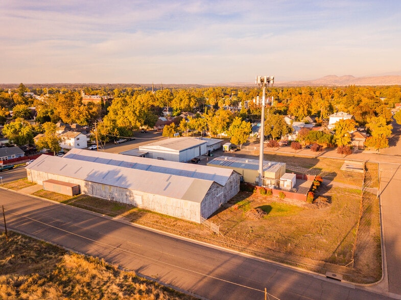 More Photos Of 515 Sycamore St, Red Bluff Industrial For Sale