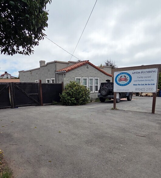 More Photos Of 2034 Freedom Blvd, Freedom Office For Sale