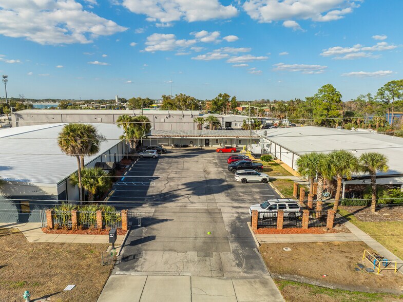 More Photos Of 440 Plumosa Ave, Casselberry Warehouse For Lease