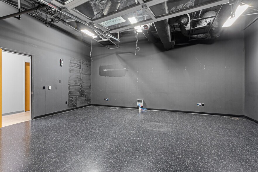 More Photos Of 7525 NW 4th Blvd, Gainesville Medical For Sale